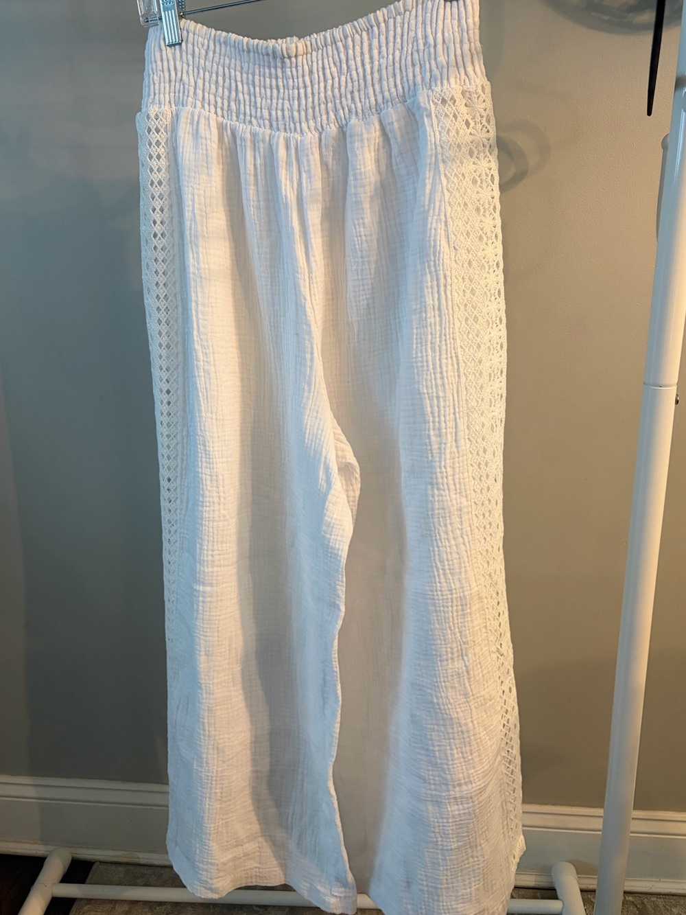 4Our Dreamers White Gauze Wide-Leg Pants with side details size XL